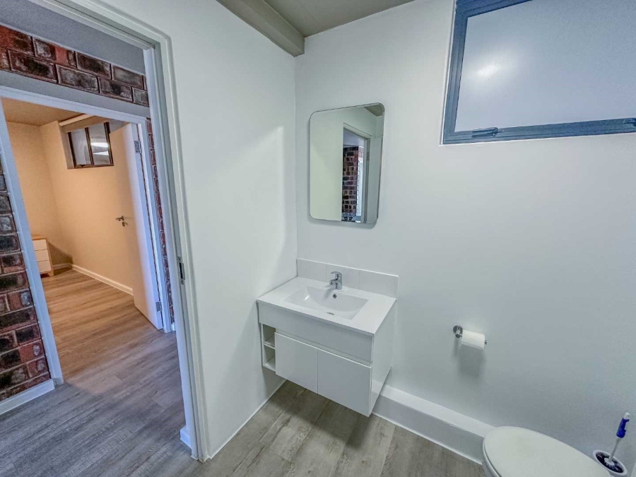 To Let 2 Bedroom Property for Rent in Observatory Western Cape